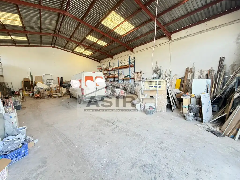 Nau industrial de lloguer en Alzira