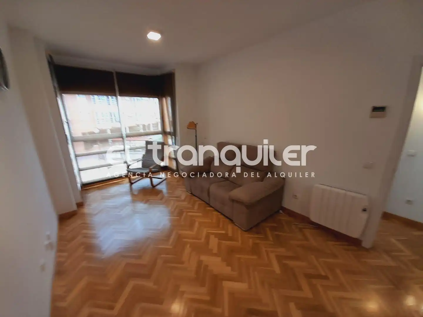 Wohnzimmer von Wohnung zum Verkauf in Madrid mit Klimaanlage, Parkett und Schwimmbad
