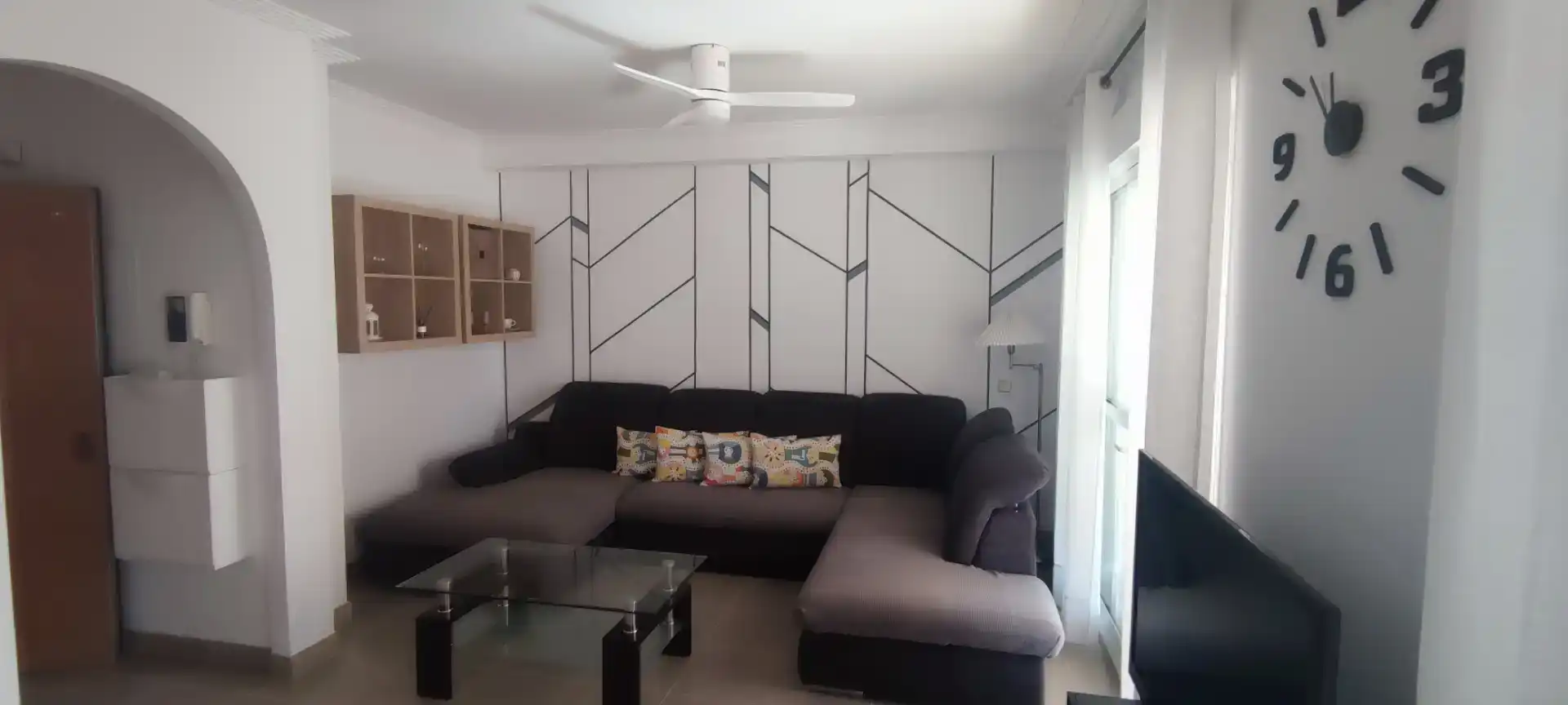 Sala d'estar de Apartament en venda en Manilva amb Balcó