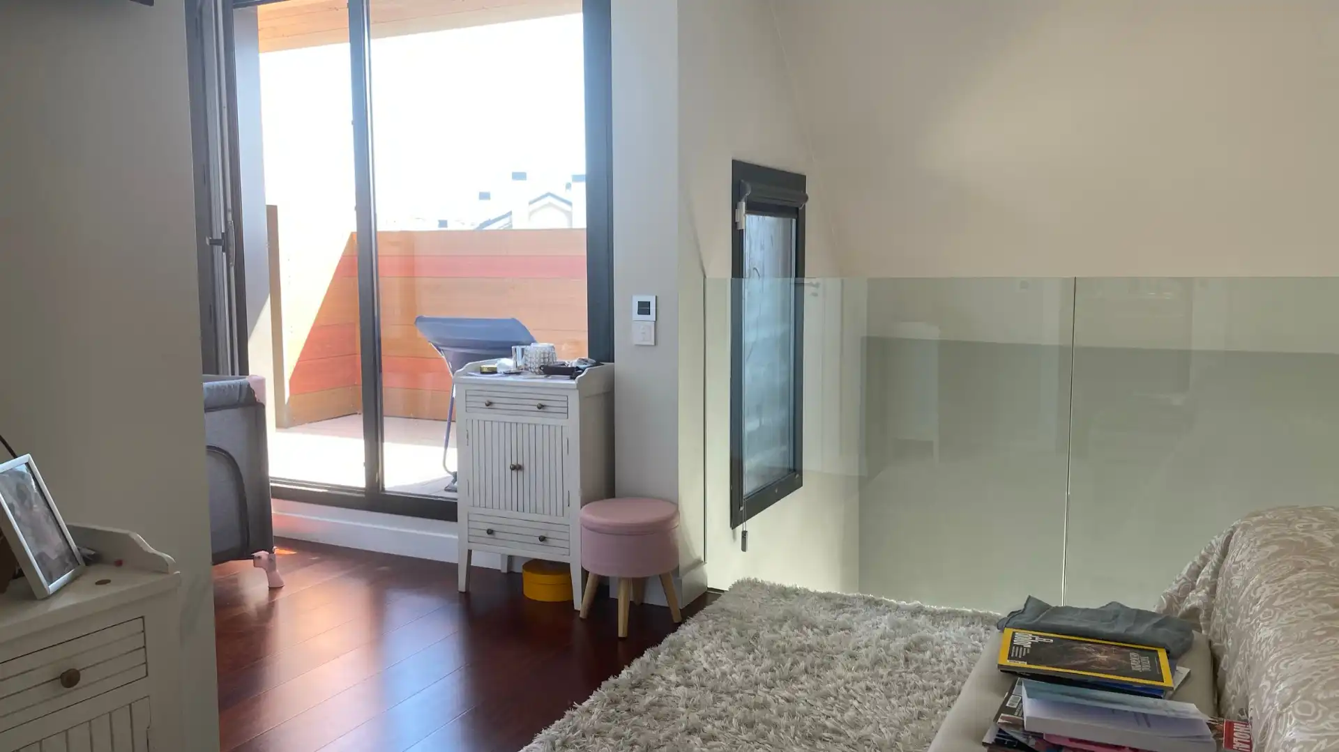 Sala d'estar de Àtic de lloguer en Pozuelo de Alarcón amb Aire condicionat, Calefacció i Terrassa