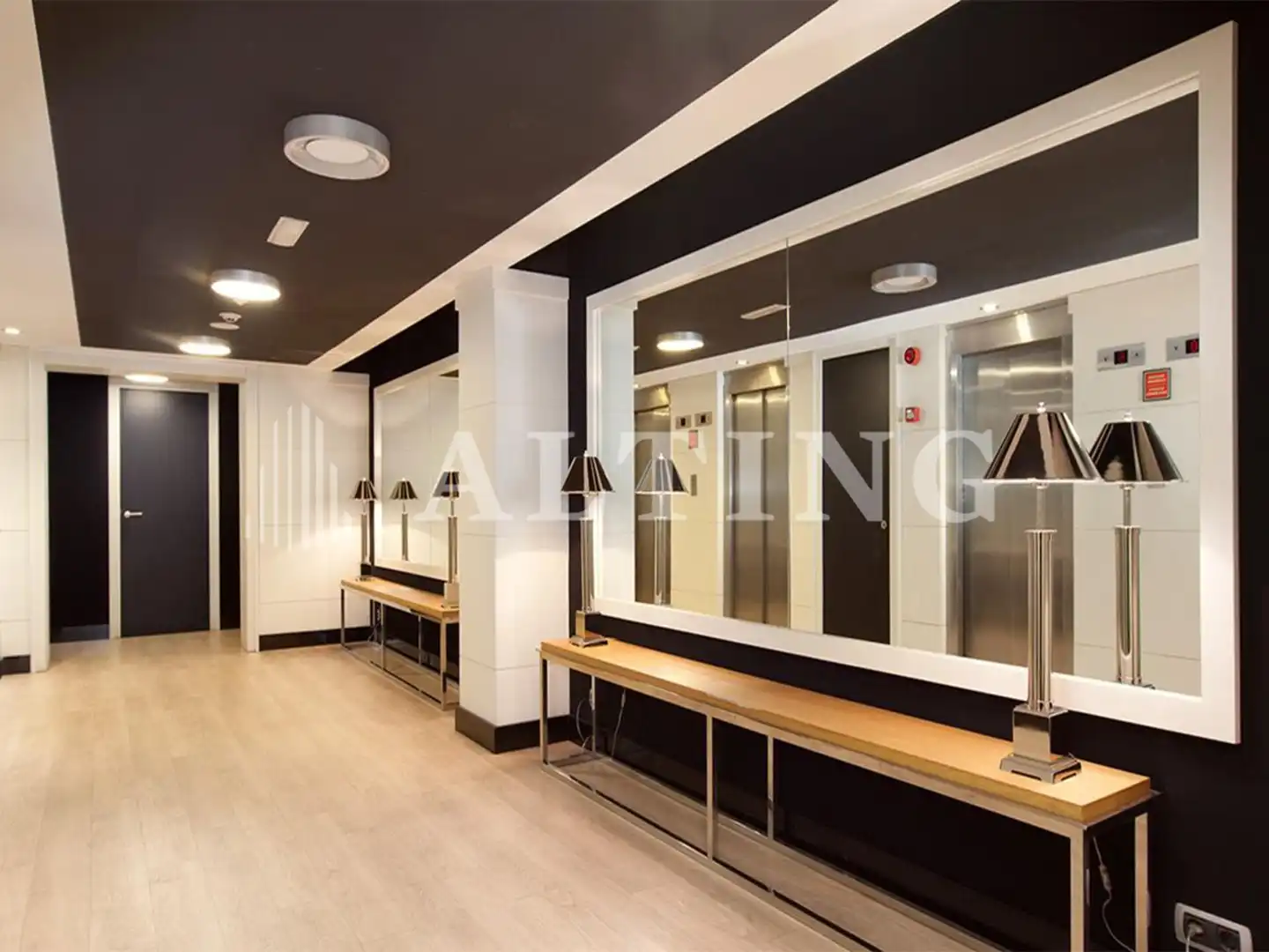 Local comercial de lloguer a Carrer Calabria, imagen 31
