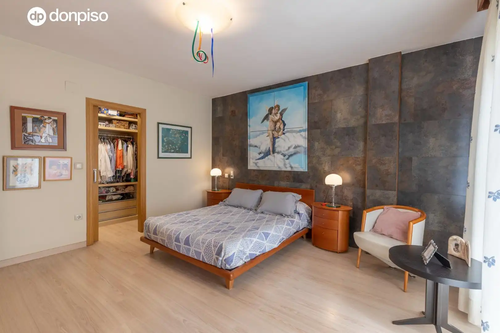 Habitación de Casa adosada en venta en Granada con Aire acondicionado, Calefacción y Balcón