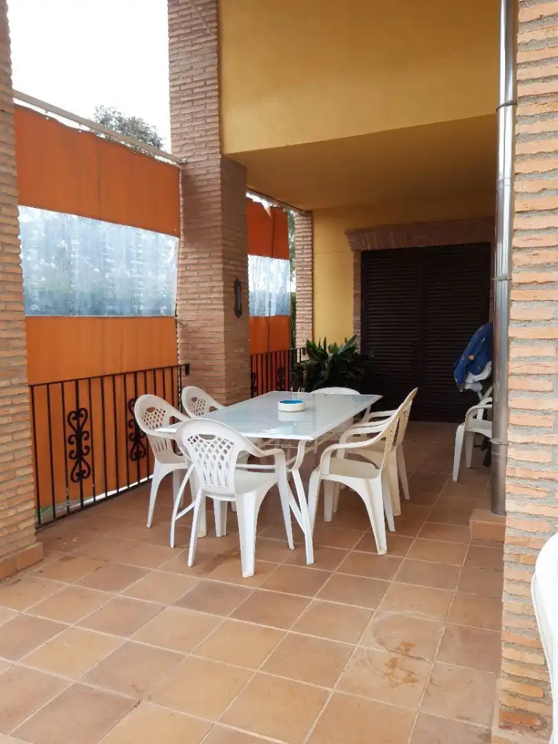 Terrassa de Casa o xalet en venda en Linares amb Aire condicionat, Calefacció i Jardí privat