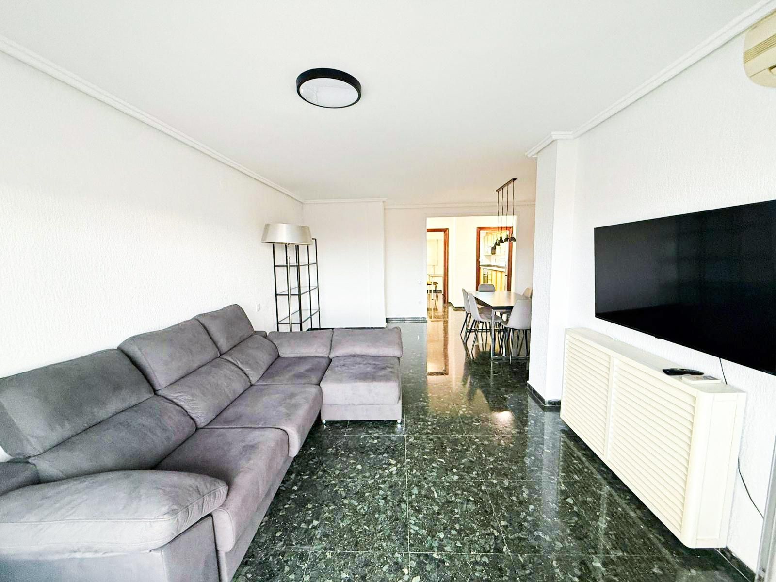 Living room of Flat to rent in  Valencia Capital  with Air Conditioner, Heating and Terrace