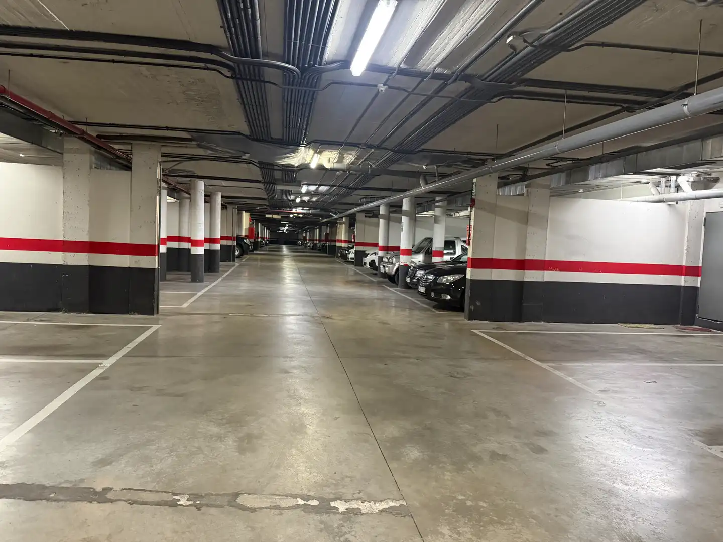 Parking of Houses for sale in Alcalá de Henares  with Air Conditioner, Heating and Private garden