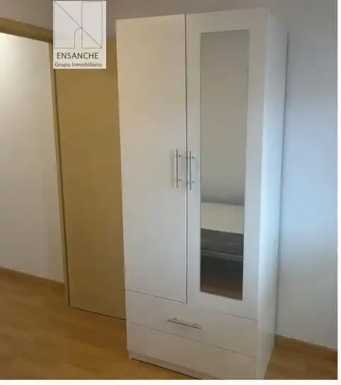 Bedroom of Flat for rent in Santiago de Compostela   with Heating and Furnished