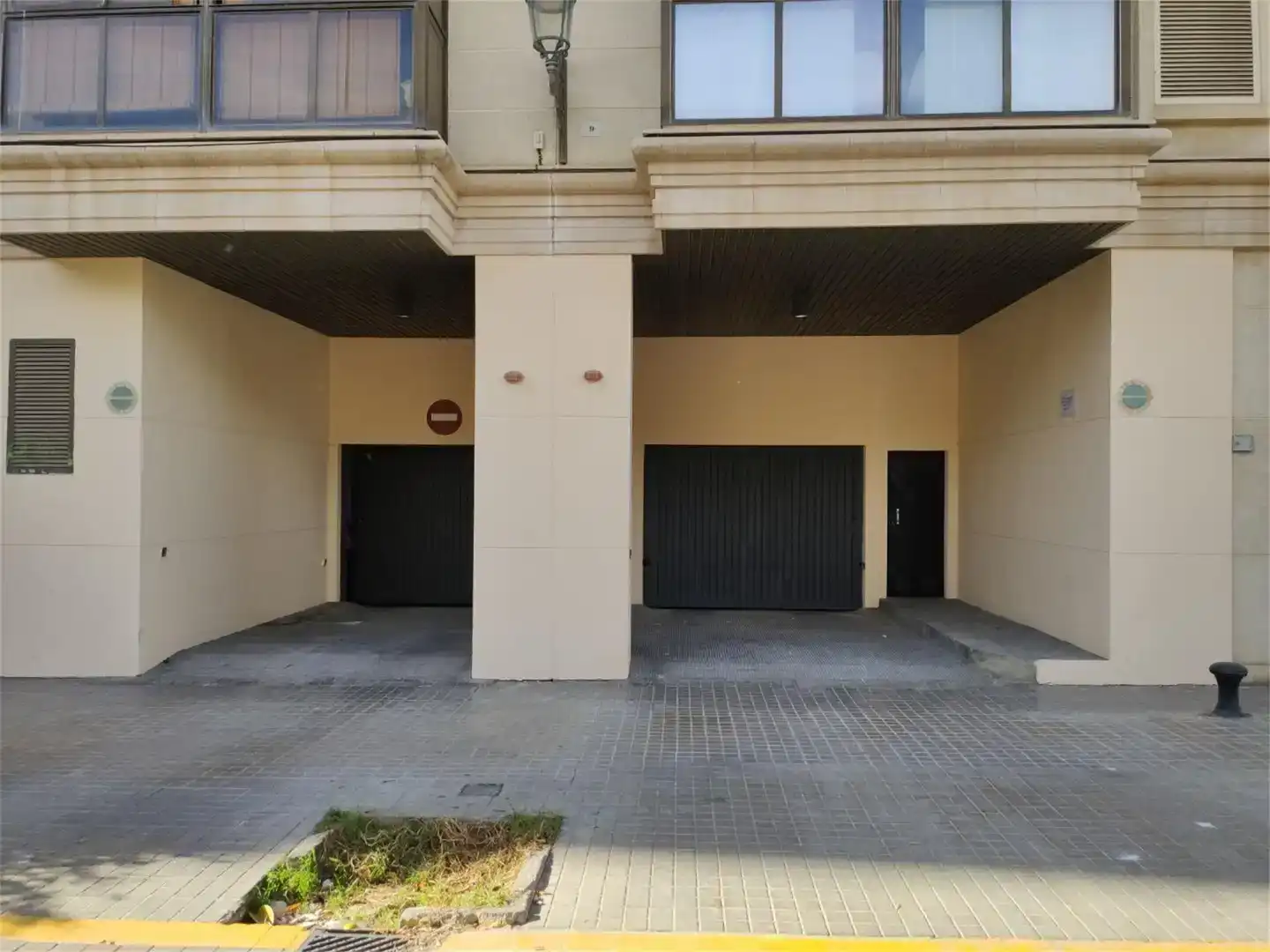 Vista exterior de Garatge en venda en Algirós