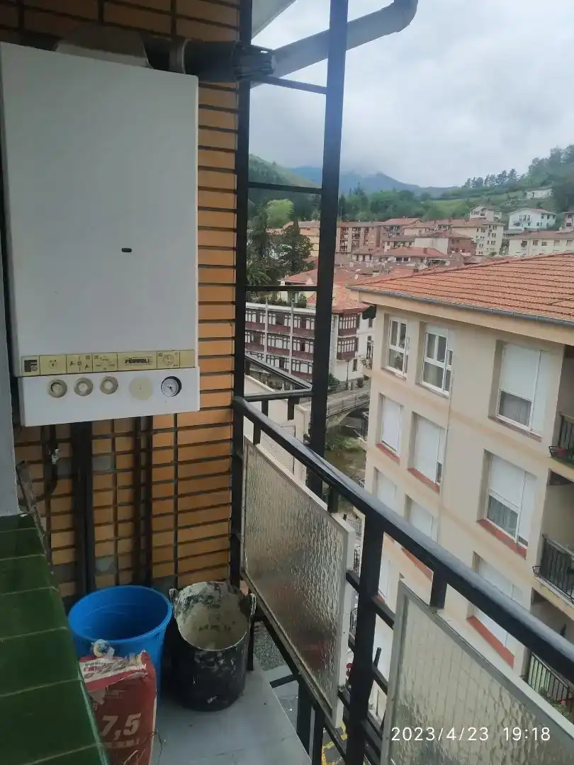 Terraza de Piso en venta en Balmaseda con Parquet, Amueblado y Horno