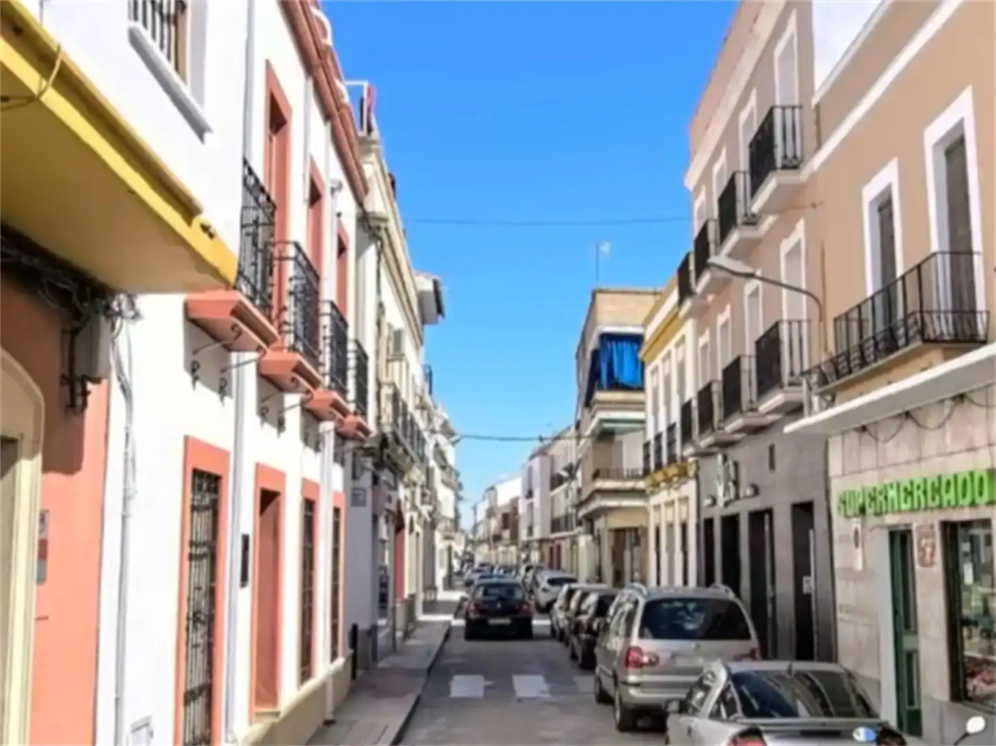 Vista exterior de Pis en venda en Posadas amb Balcó