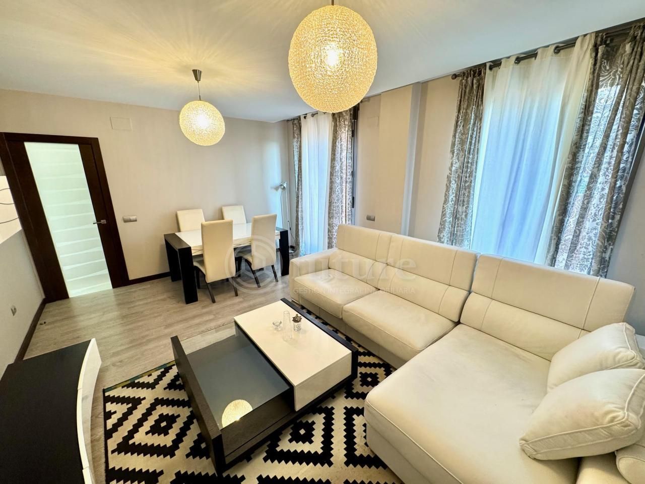 Living room of Attic to rent in Salamanca Capital  with Heating, Terrace and Furnished