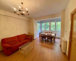 Living room of Flat to rent in Valladolid Capital  with Heating