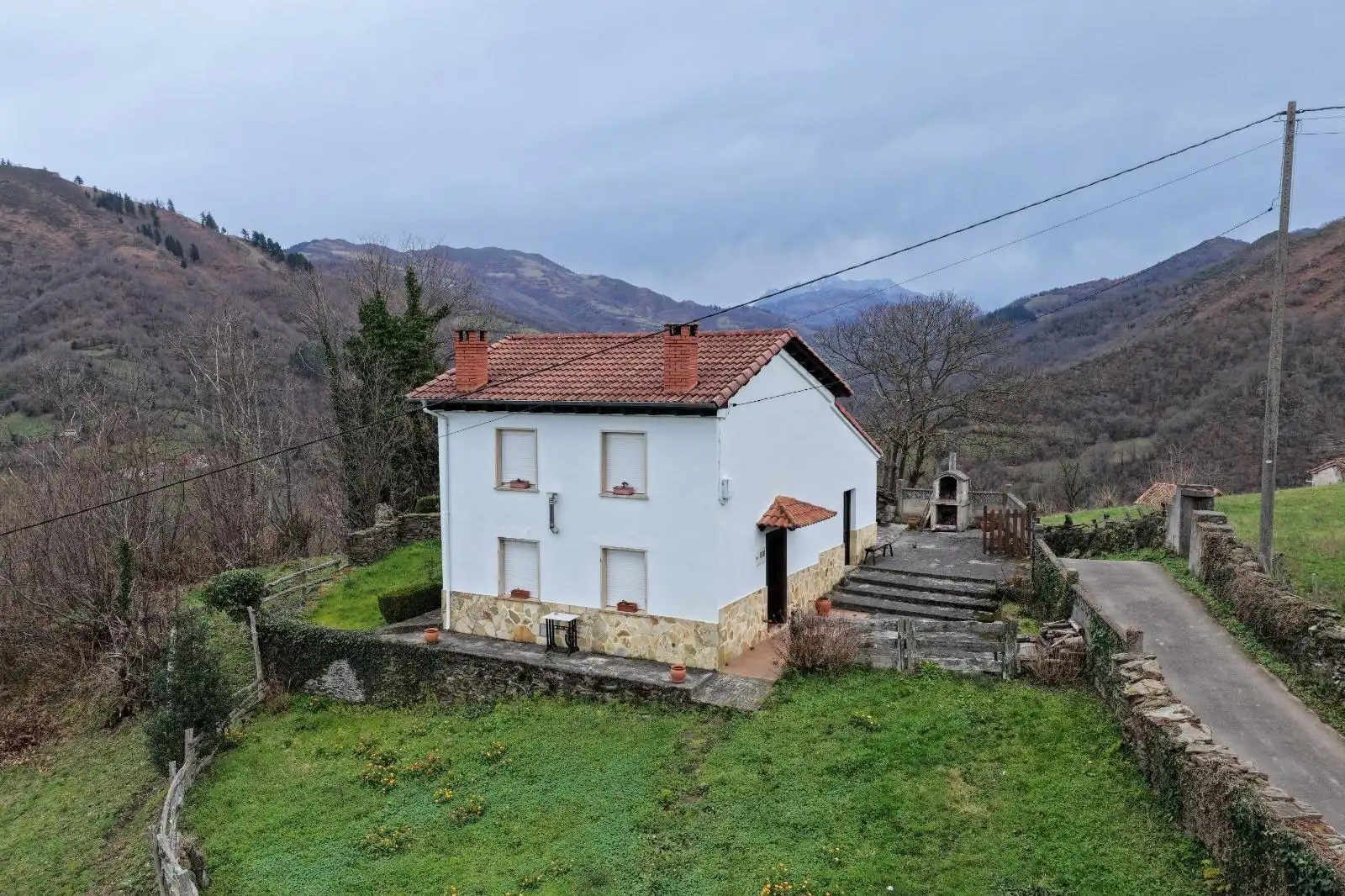 Exterior view of Houses for sale in Aller  with Heating, Private garden and Parquet flooring