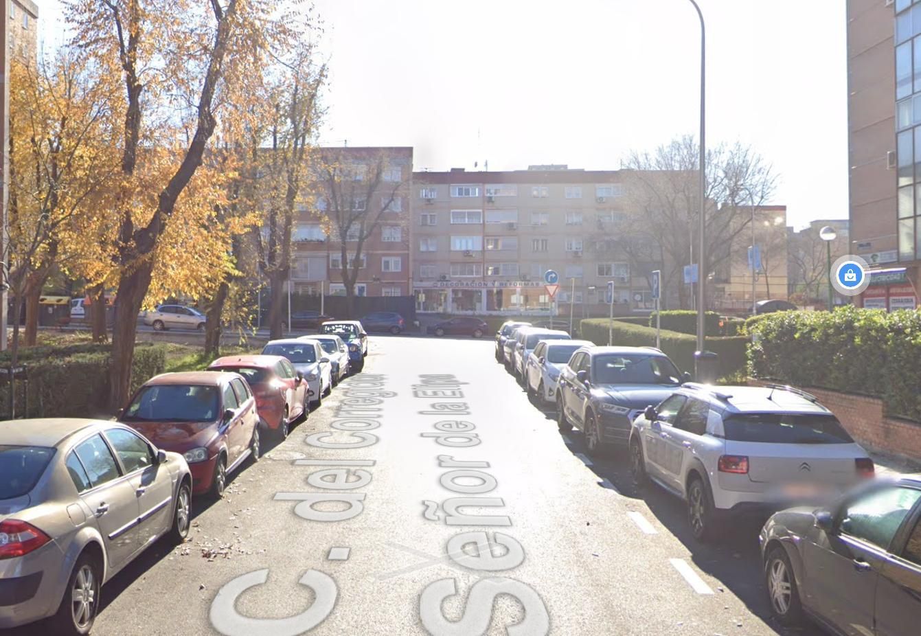 Exterior view of Planta baja for sale in  Madrid Capital