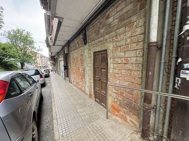 Local commercial à vendre à Bergara