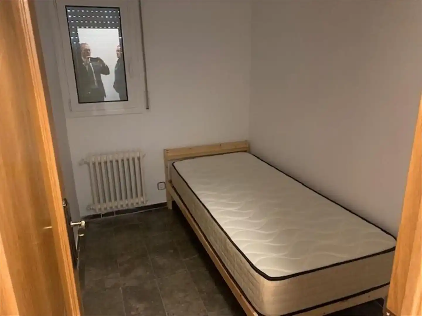Dormitori de Casa o xalet en venda en Cerdanyola del Vallès amb Aire condicionat i Balcó