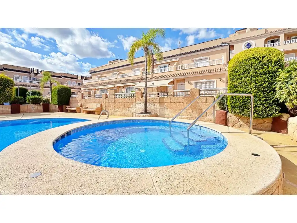 Casa adosada en venta en Calle Cuerda, Playa Flamenca