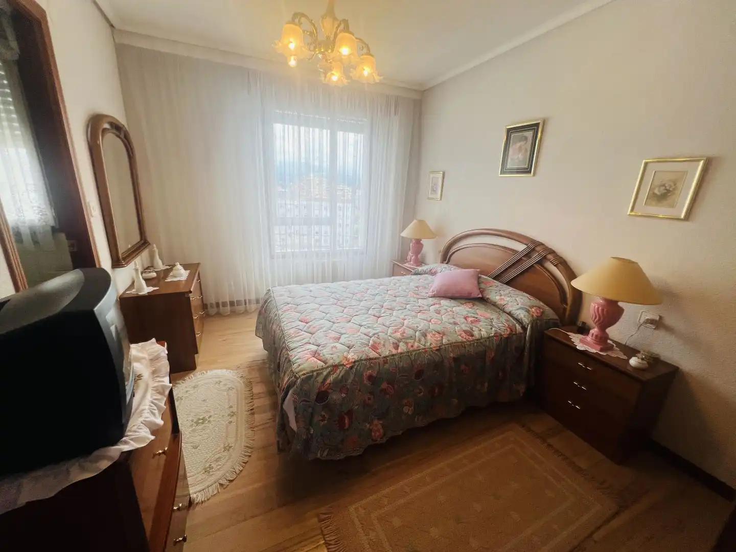 Schlafzimmer von Wohnung zum Verkauf in Colindres mit Heizung, Terrasse und Abstellraum
