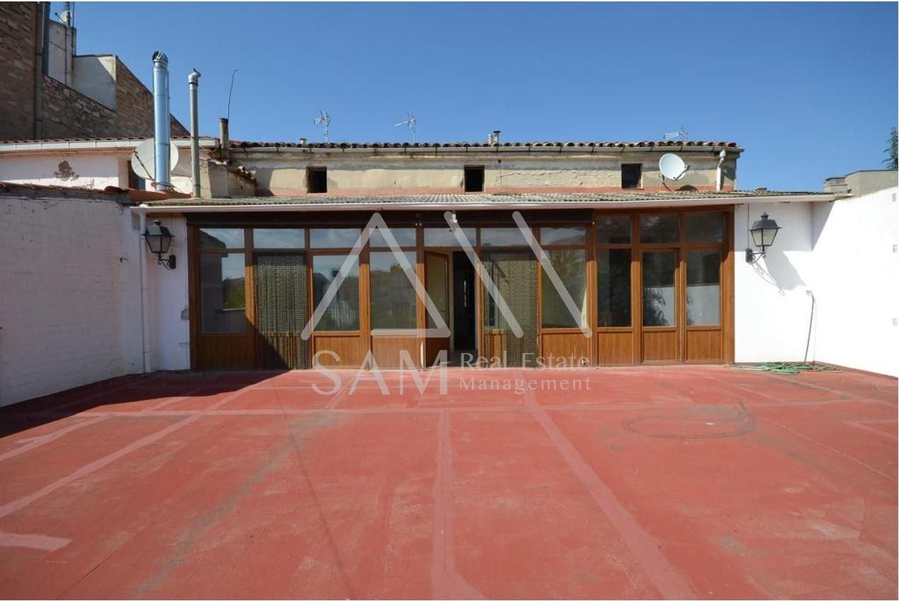 Exterior view of House or chalet for sale in Tàrrega  with Heating, Terrace and Balcony