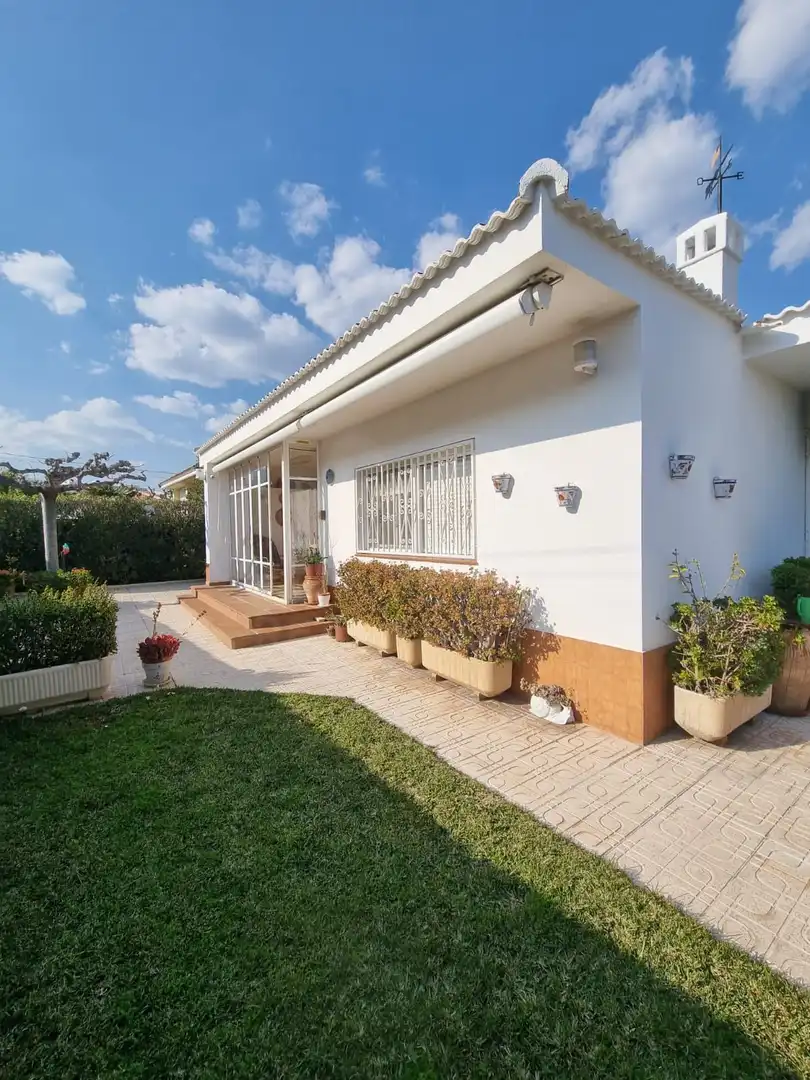 House for sale in Miami Platja