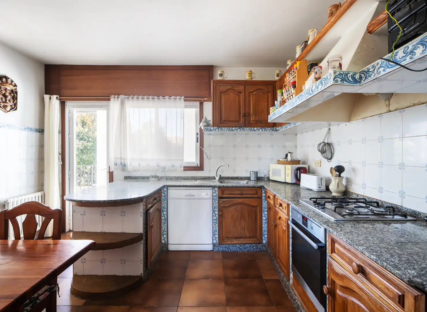 Cocina de Casa o chalet en venta en Oleiros con Jardín privado