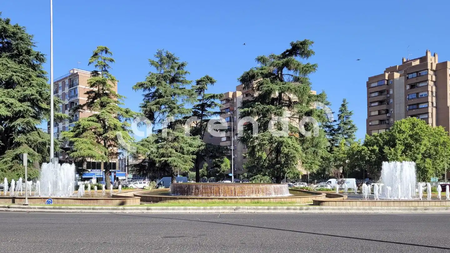 Exterior view of Flat for sale in Madrid  with Heating and Furnished