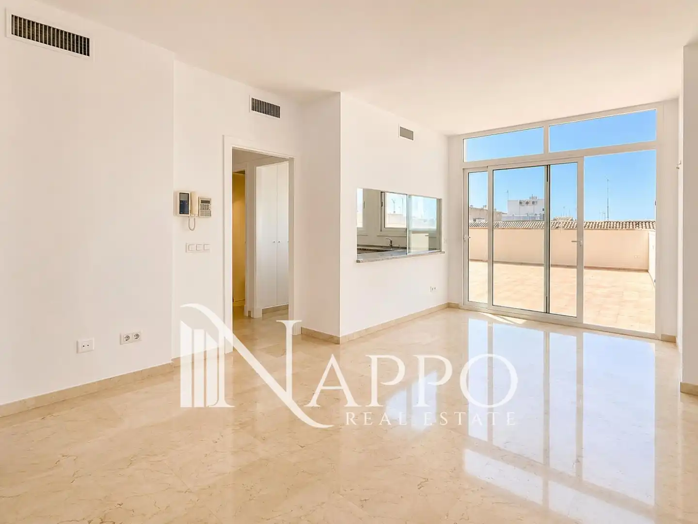 Piso con ascensor en venta en Caro