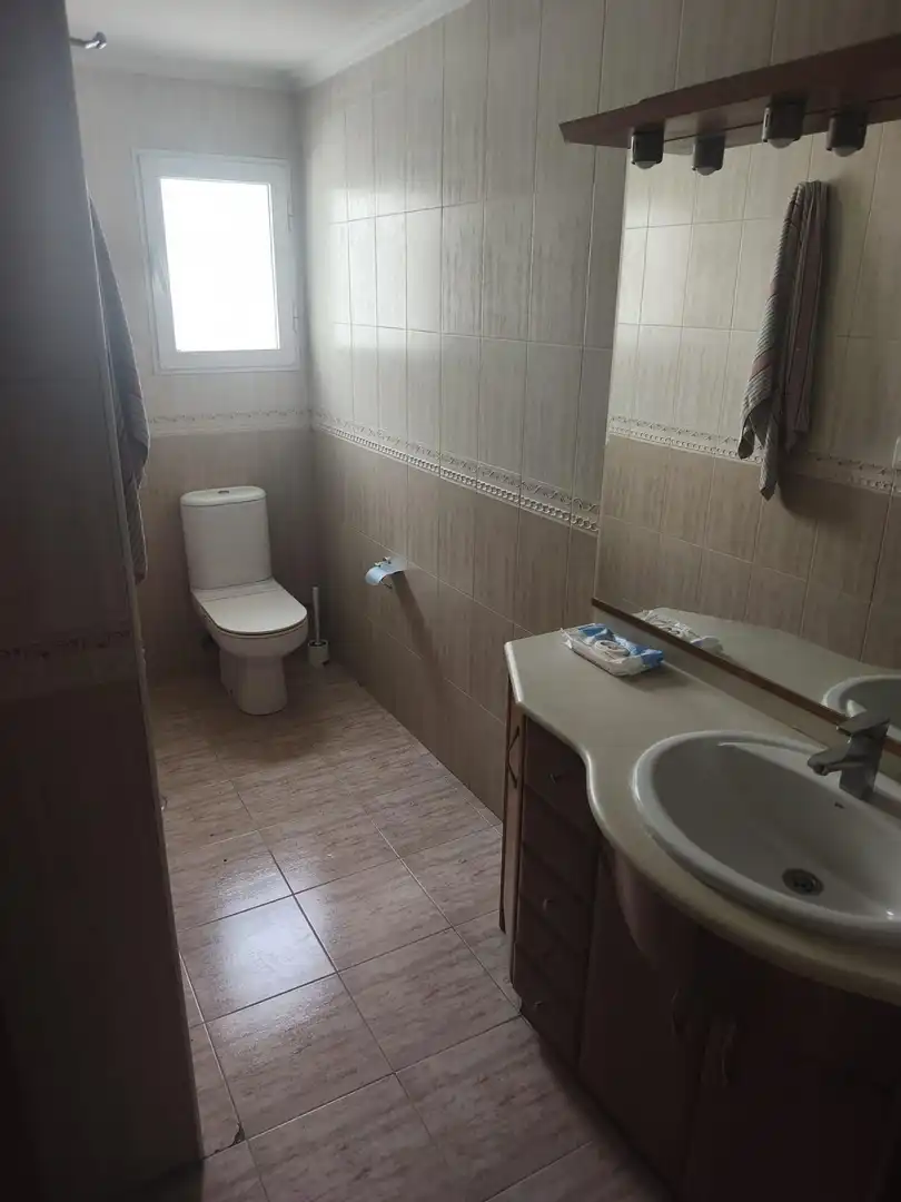Bathroom of Flat for rent in Elche / Elx  with Furnished and Balcony