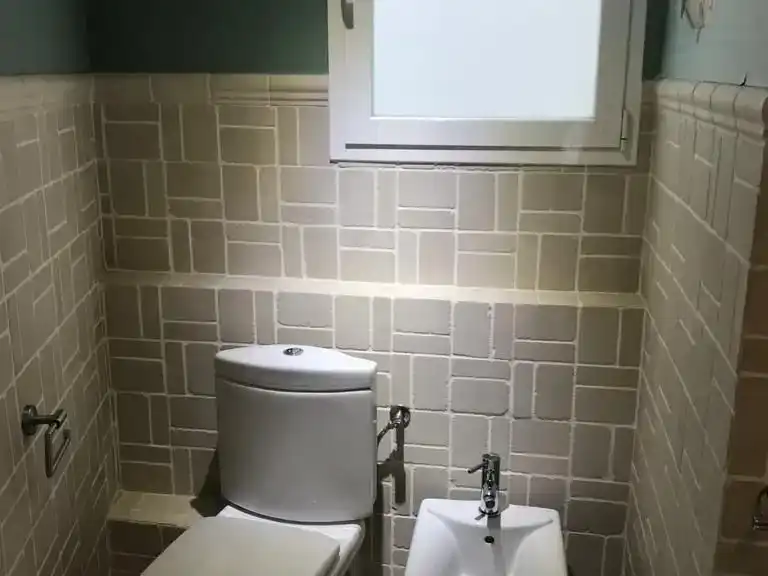 Bany de Pis en venda en Alzira amb Balcó