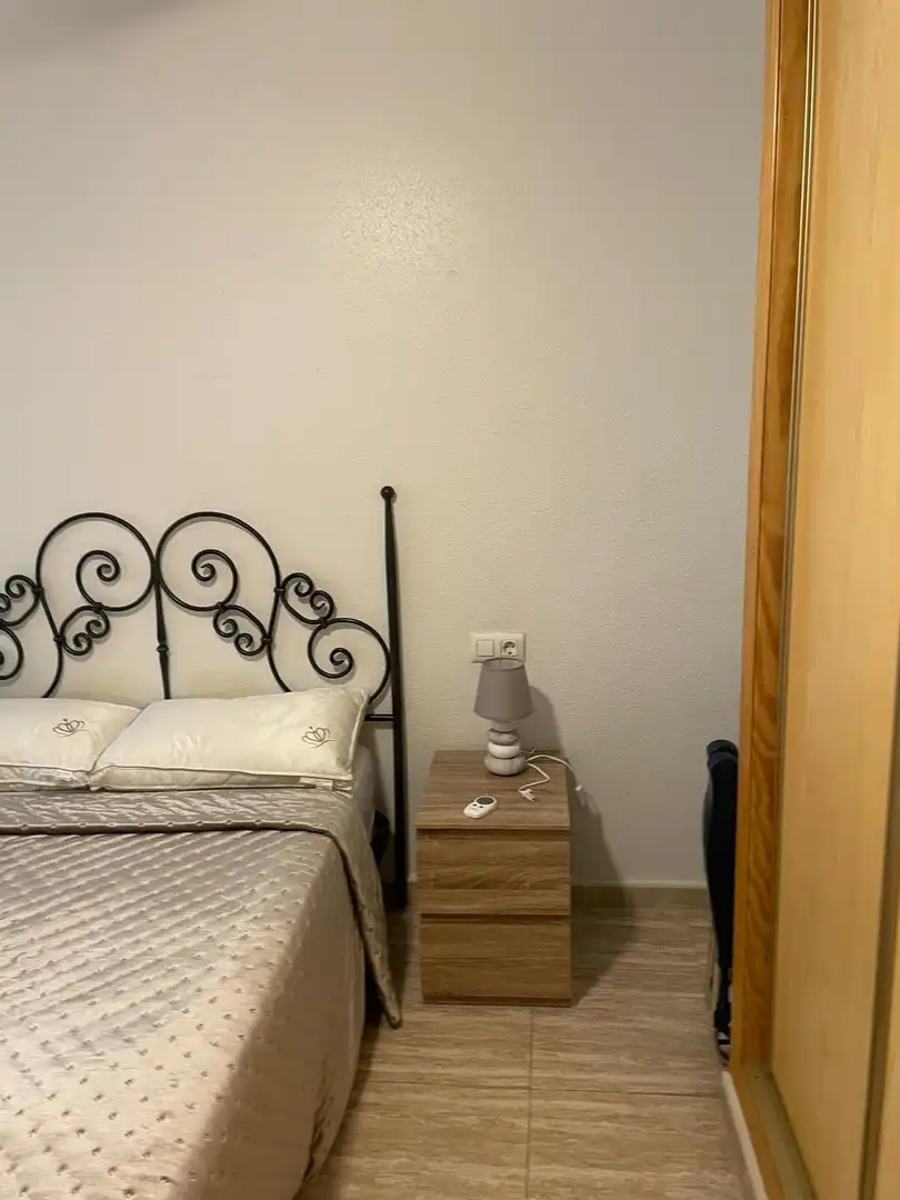Schlafzimmer von Wohnung zur Miete in Águilas mit Möbliert und Balkon
