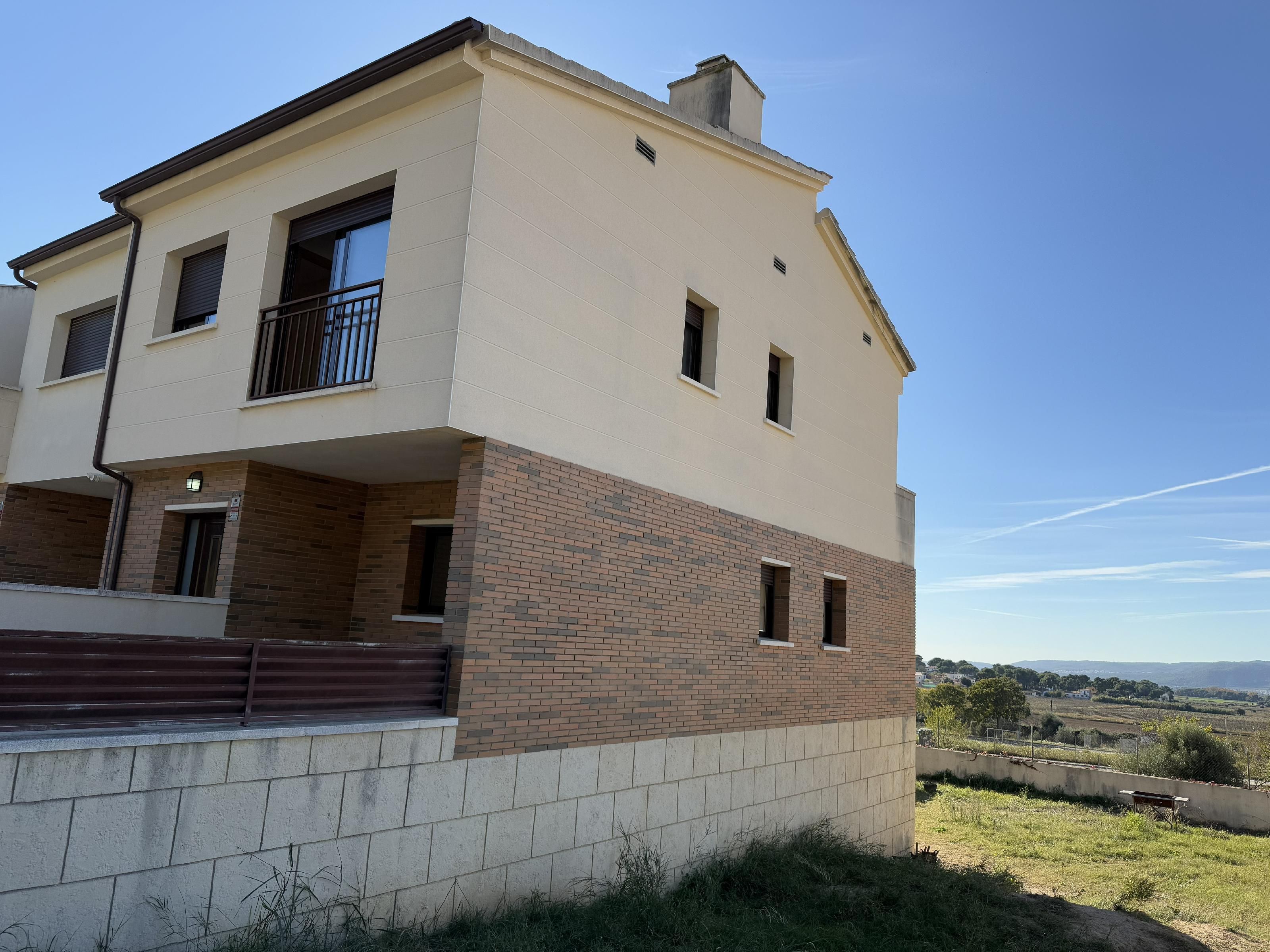 Vista exterior de Casa o chalet en venta en Banyeres del Penedès con Calefacción y Jardín privado