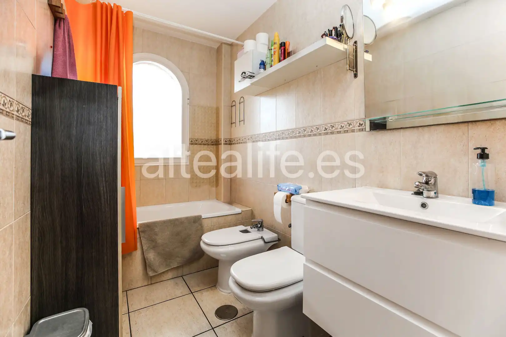 Baño de Casa adosada en venta en La Nucia con Aire acondicionado, Jardín privado y Terraza