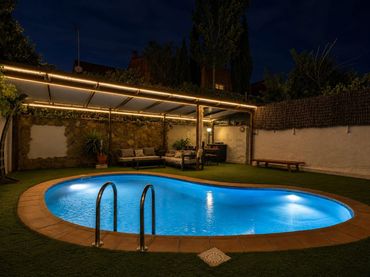 Casa amb jardí en venda a Estanislao Gómez 25