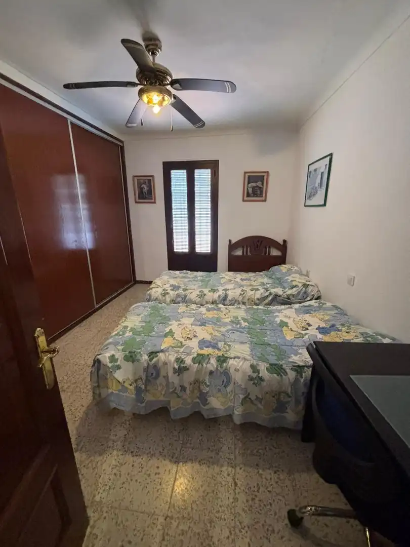 Habitación de Casa o chalet en venta en Cuevas de San Marcos con Aire acondicionado, Terraza y Amueblado