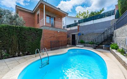 Piscina de Casa o xalet en venda en Teià amb Calefacció, Jardí privat i Terrassa