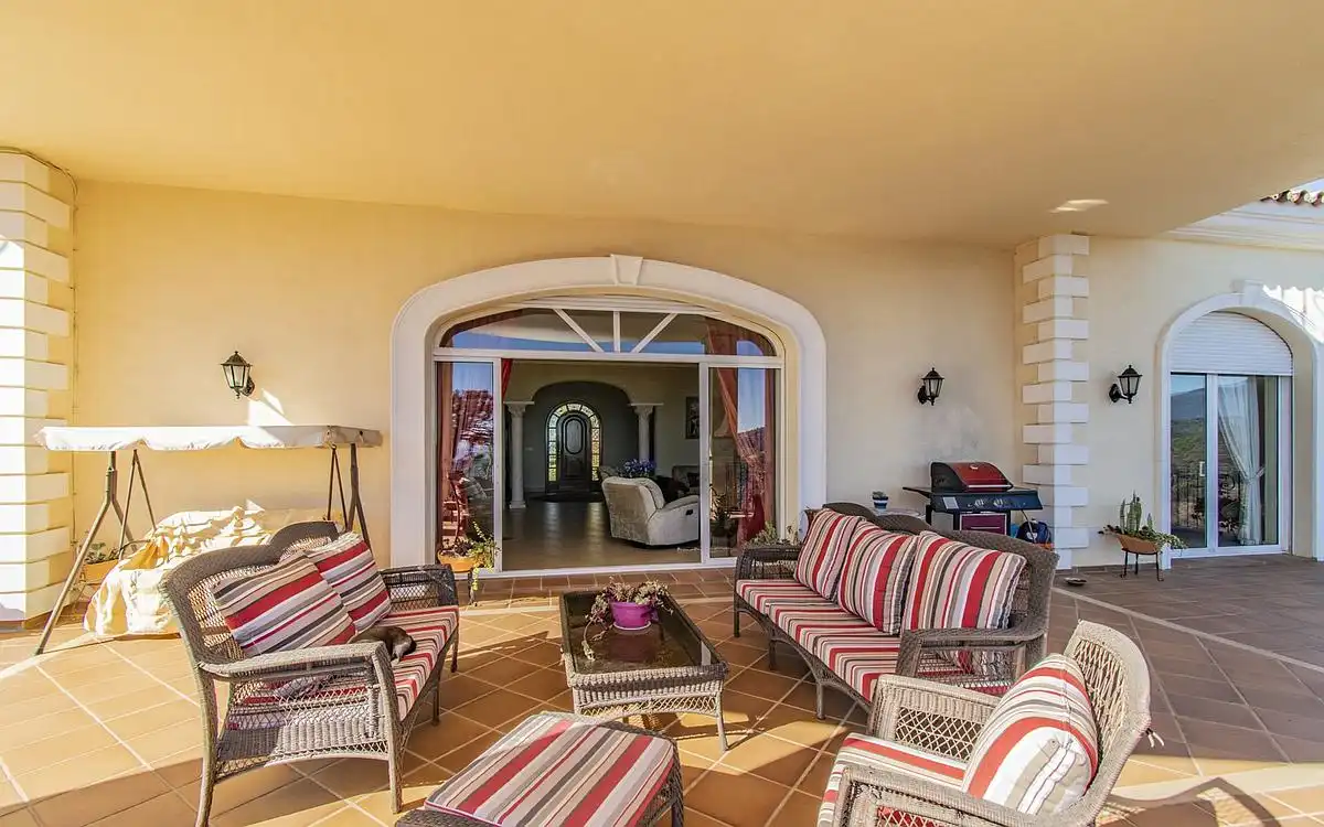 House with pool for sale in Estepona Pueblo, imagen 12