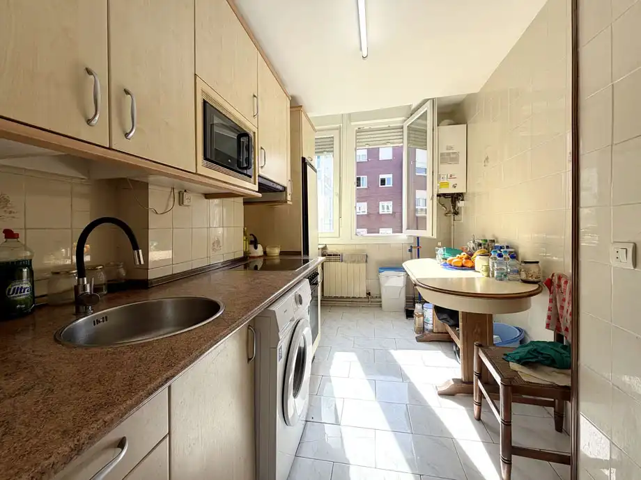 Cocina de Piso en venta en El Anglo