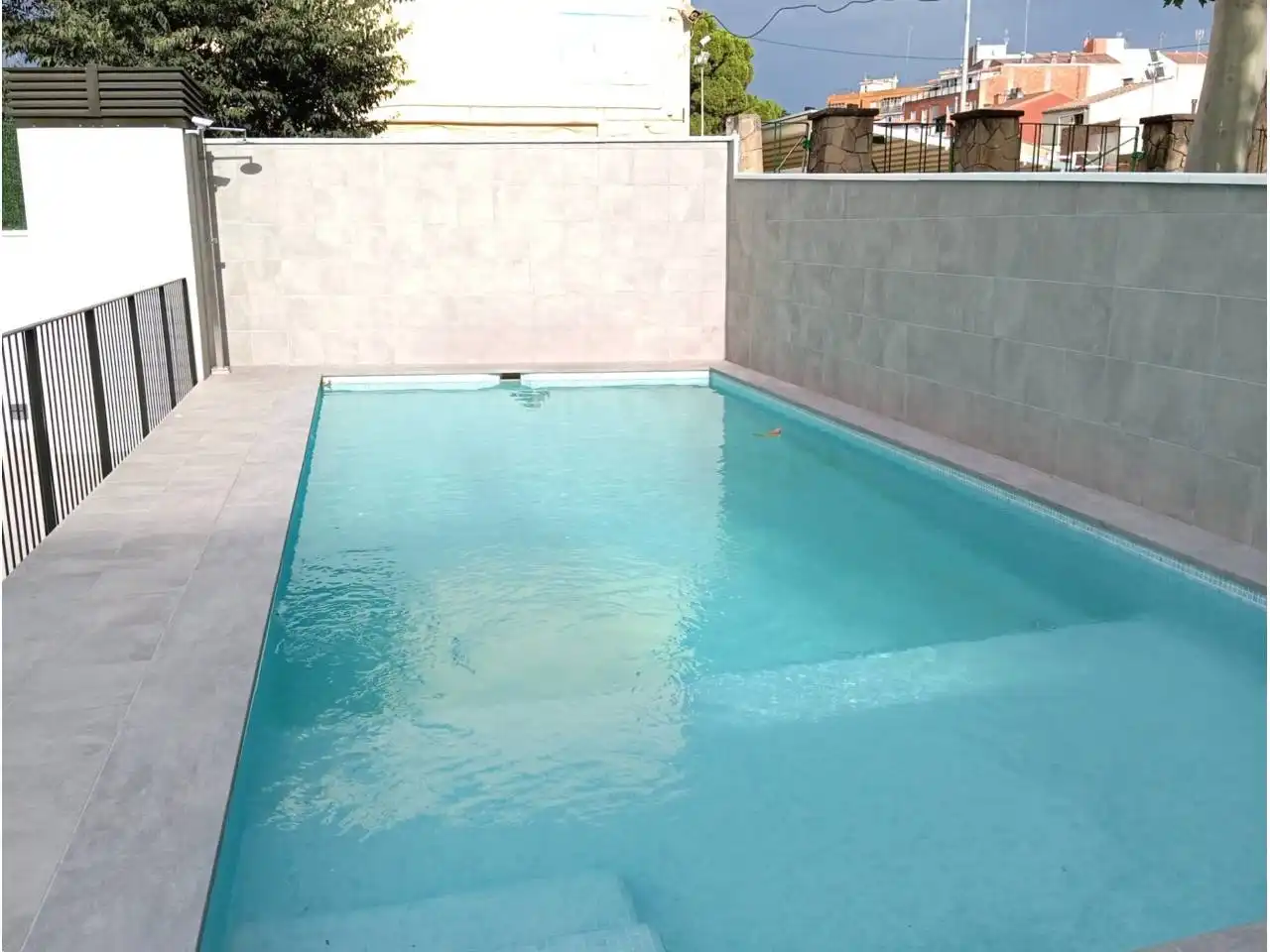Piscina de Pis de lloguer en Rubí amb Aire condicionat, Parquet i Terrassa