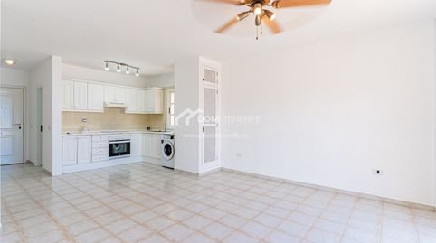 Foto 3 de Piso en venta en Torviscas Centro y Alto, Adeje