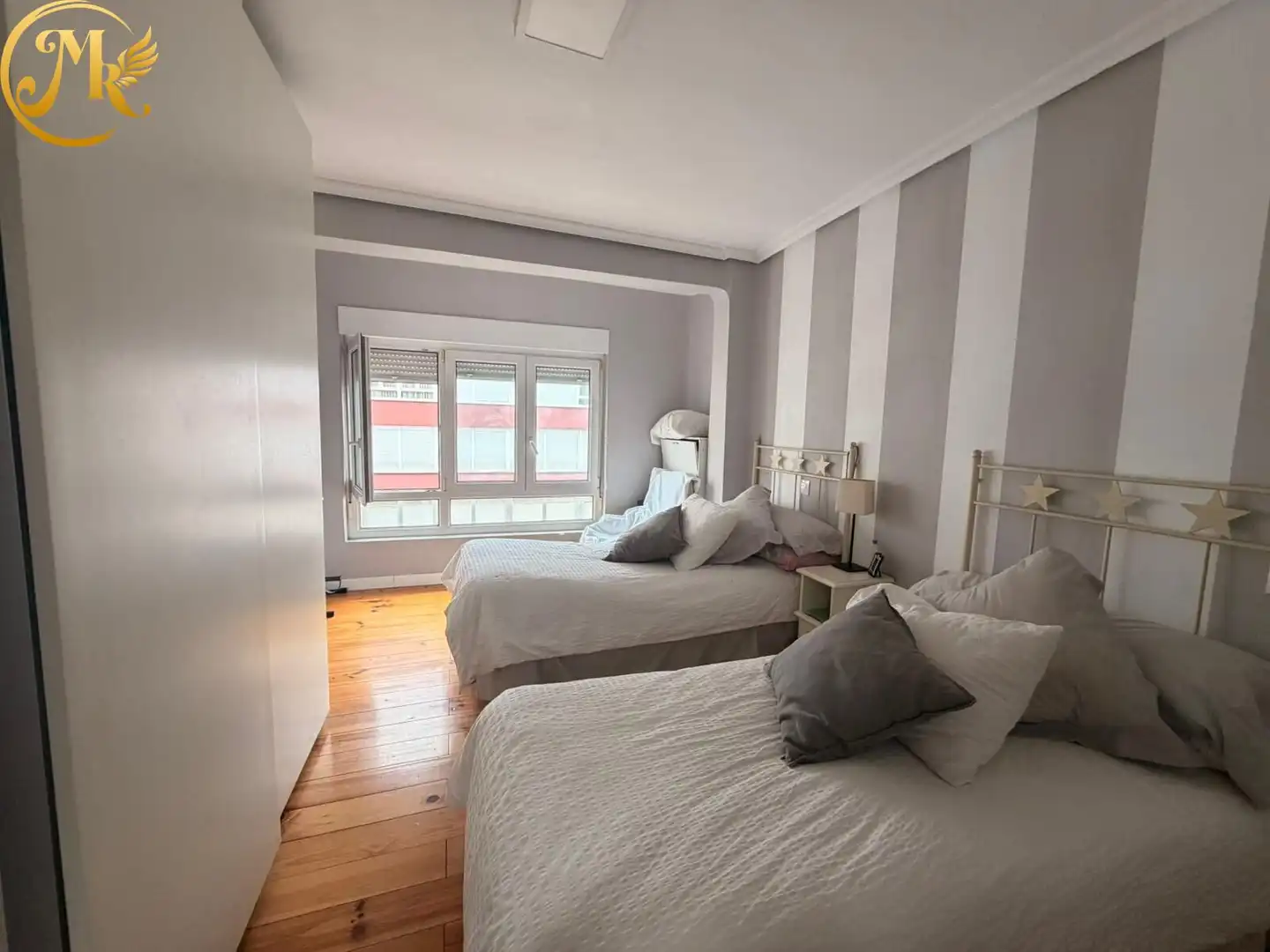Schlafzimmer von Wohnung zur Miete in Santander mit Heizung und Möbliert
