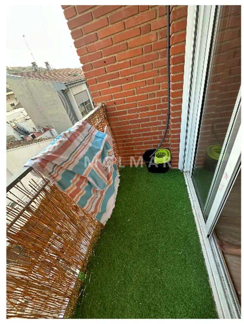 Terrassa de Pis en venda en Sagunto / Sagunt amb Aire condicionat, Balcó i Internet