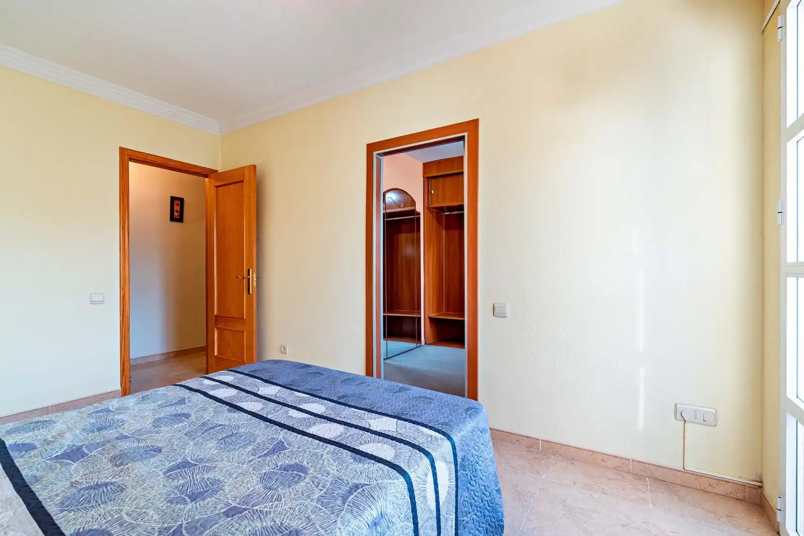 Habitación de Piso en venta en El Ejido con Amueblado