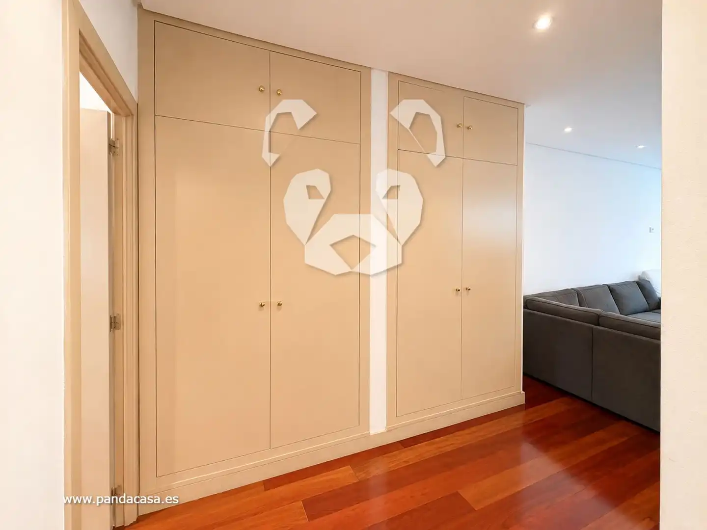 Bedroom of Flat for rent in Madrid  with Air Conditioner, Heating and Furnished