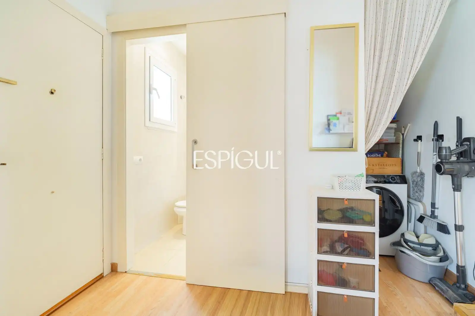 Schlafzimmer von Wohnung zur Miete in Sants - Montjuïc