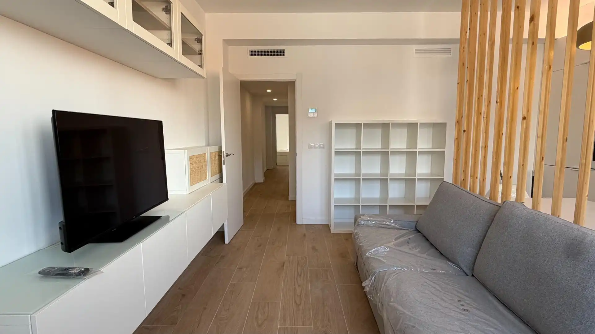 Sala d'estar de Apartament de lloguer en Valencia amb Aire condicionat, Calefacció i Moblat