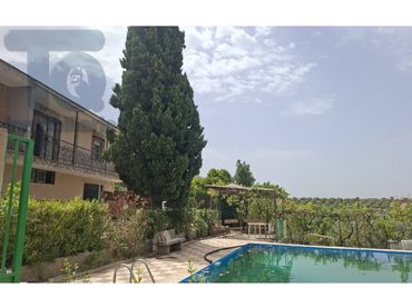 Casa rustica con piscina in vendita a Calle extraradio