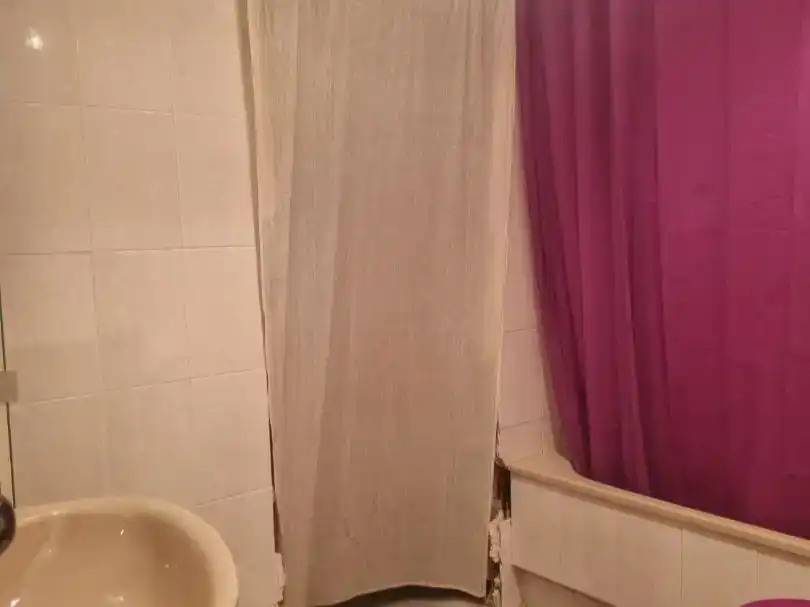 Bany de Dúplex en venda en Torremolinos amb Aire condicionat, Piscina i Balcó