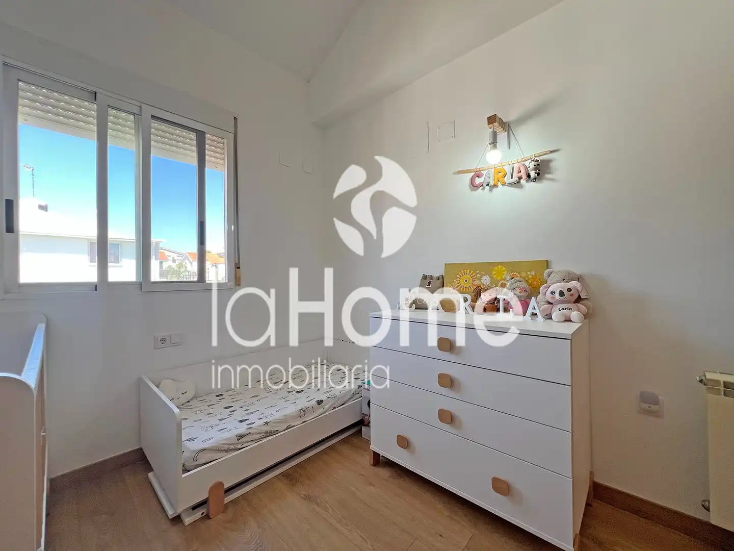 Living room of Houses for sale in La Pobla de Vallbona  with Air Conditioner, Heating and Private garden