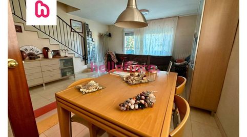 Foto 2 de Casa adosada en venta en Avenida Estela Ibérica, Santa Perpètua de Mogoda, Barcelona
