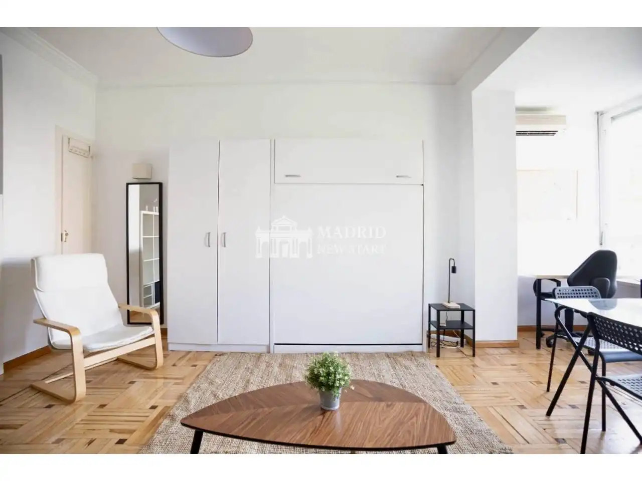 Habitación de Estudio de alquiler en Madrid con Aire acondicionado, Calefacción y Parquet