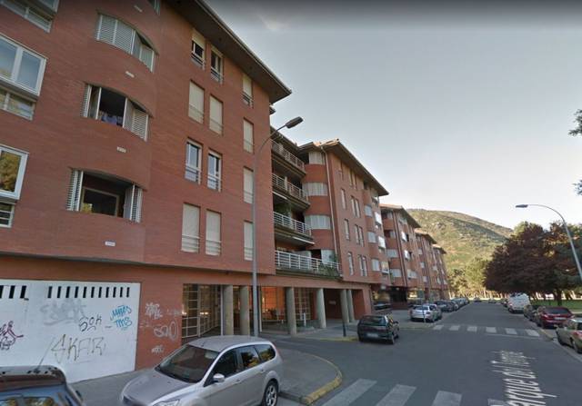 Local comercial en Venta en Calle parque temple, 2 en Bembibre